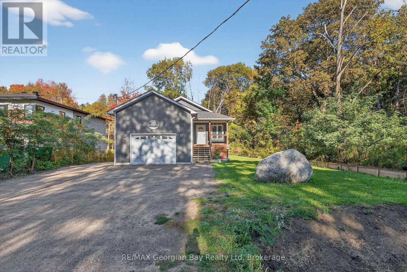 10 King Road, Tay (Waubaushene), Ontario  L0K 2C0 - Photo 35 - S12454648