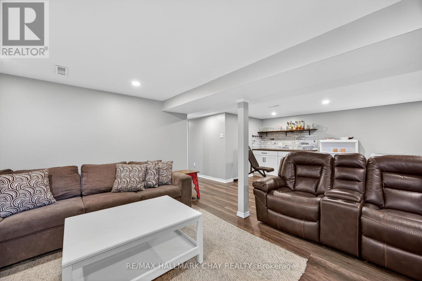 209 Newholme Circle, Innisfil (Stroud), Ontario  L9S 1E9 - Photo 21 - N12454509