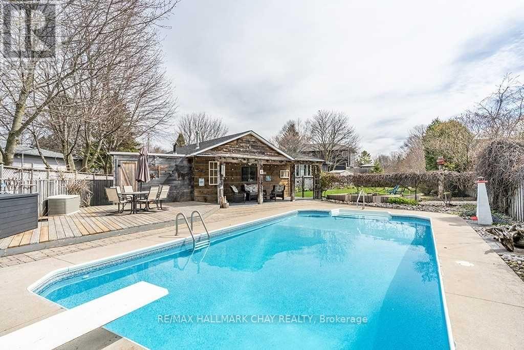 209 Newholme Circle, Innisfil (Stroud), Ontario  L9S 1E9 - Photo 4 - N12454509