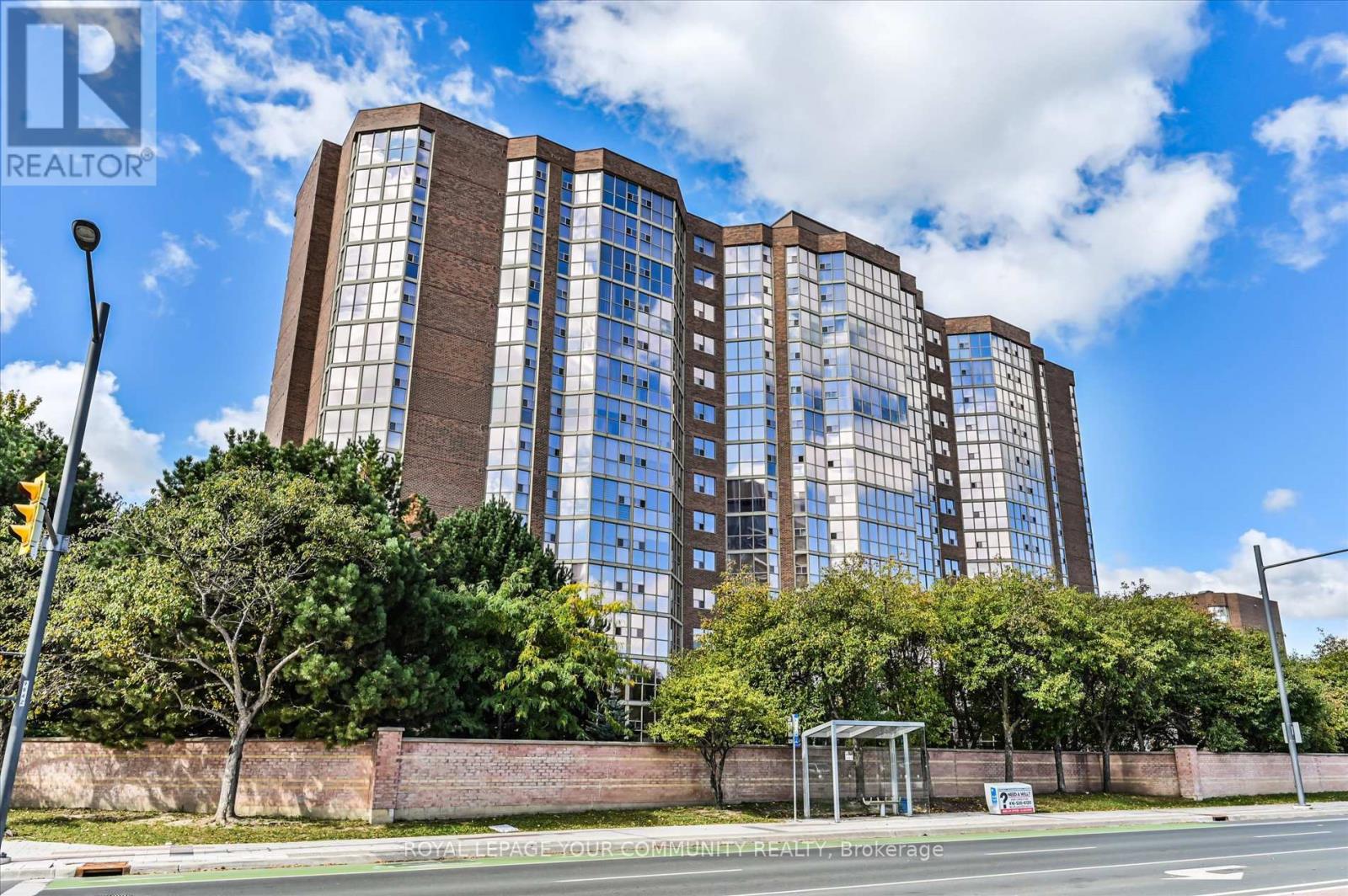 306 - 20 Baif Boulevard, Richmond Hill, Ontario  L4C 8T1 - Photo 2 - N12454545