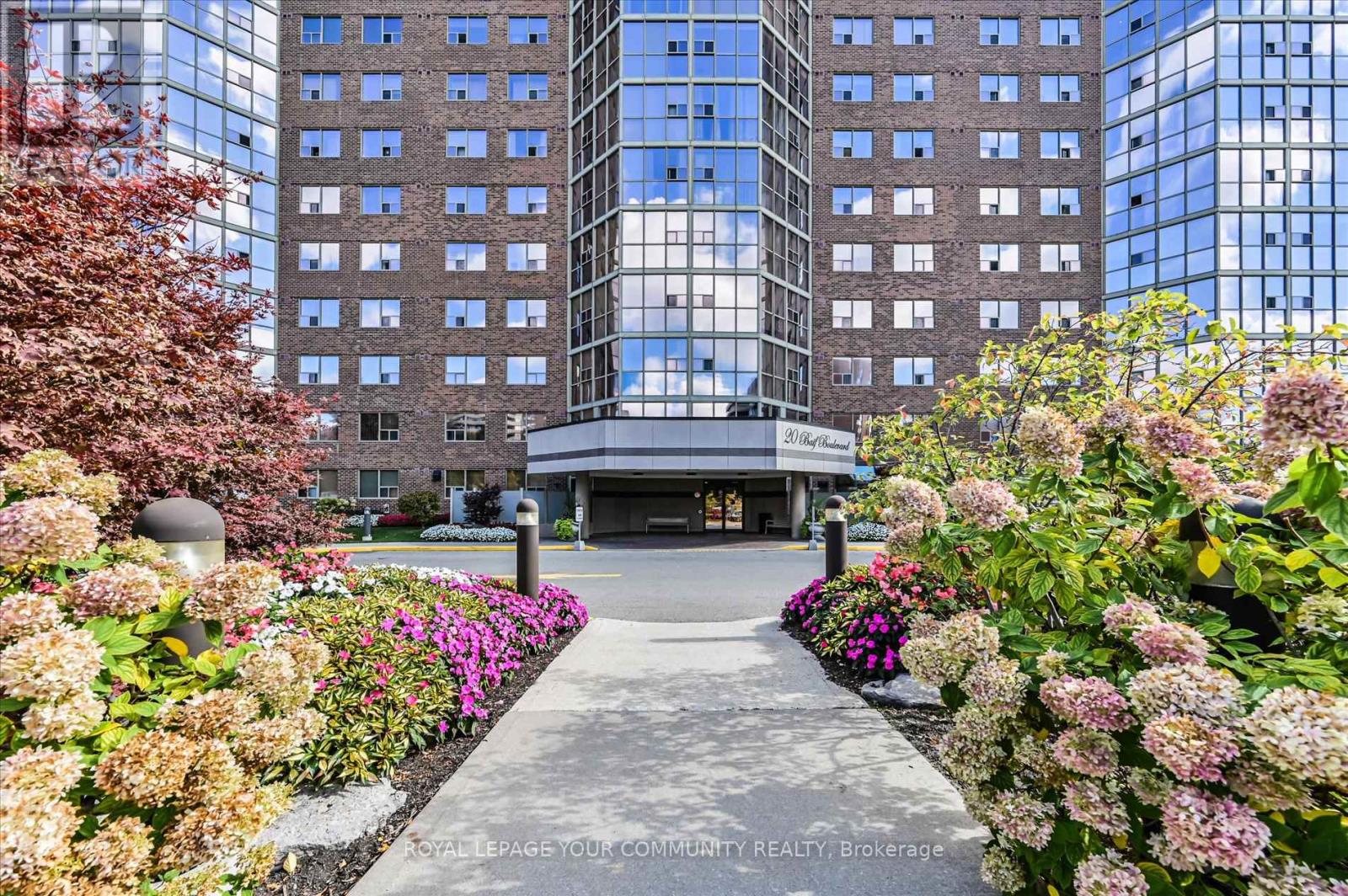 306 - 20 Baif Boulevard, Richmond Hill, Ontario  L4C 8T1 - Photo 3 - N12454545