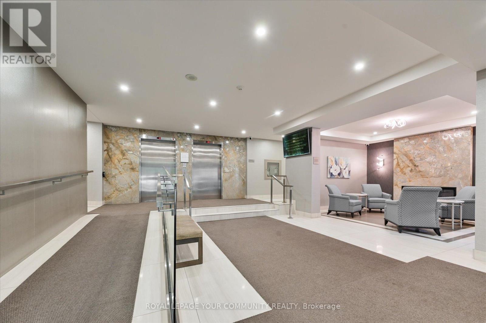 306 - 20 Baif Boulevard, Richmond Hill, Ontario  L4C 8T1 - Photo 4 - N12454545