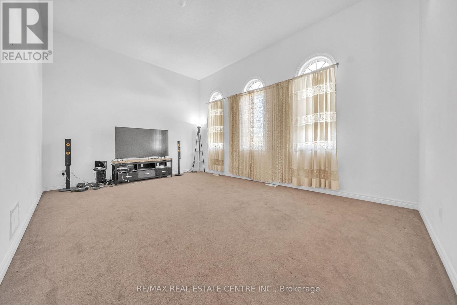 450 Tilt Point, Milton, Ontario  L9T 7Y5 - Photo 21 - W12437771