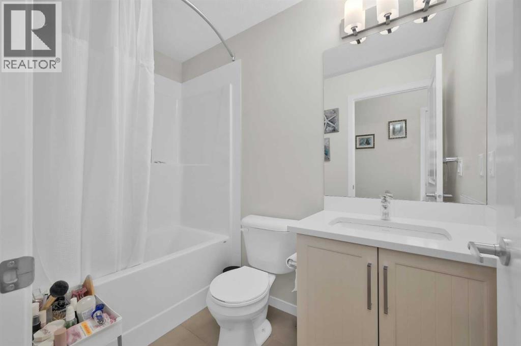 404, 30 Mahogany Mews Se, Calgary, Alberta  T3M 3H4 - Photo 18 - A2263496