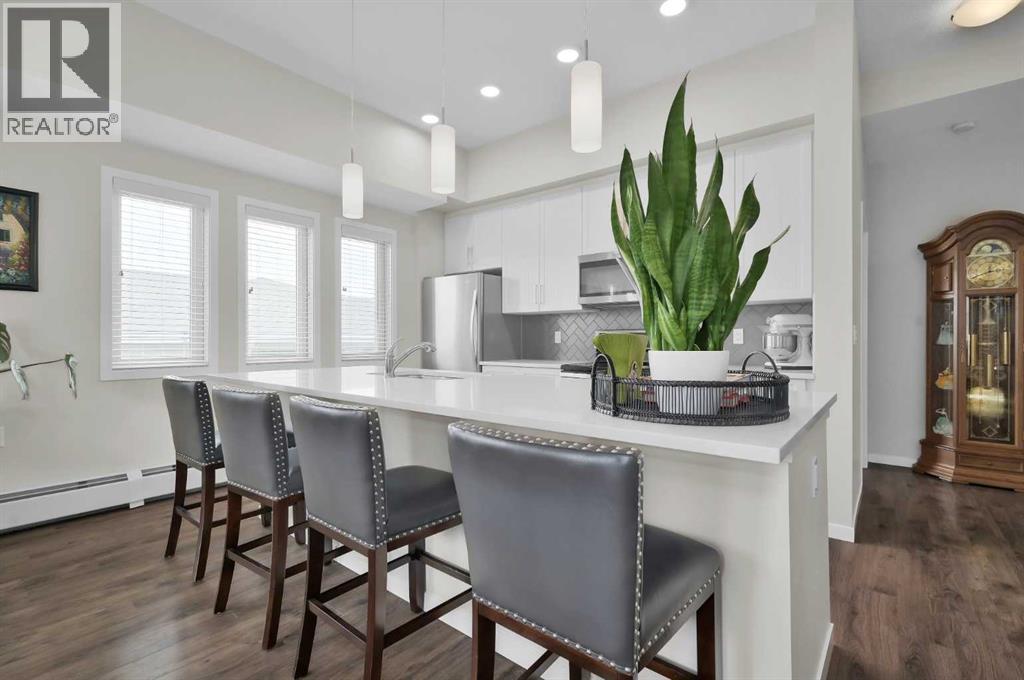 404, 30 Mahogany Mews Se, Calgary, Alberta  T3M 3H4 - Photo 9 - A2263496