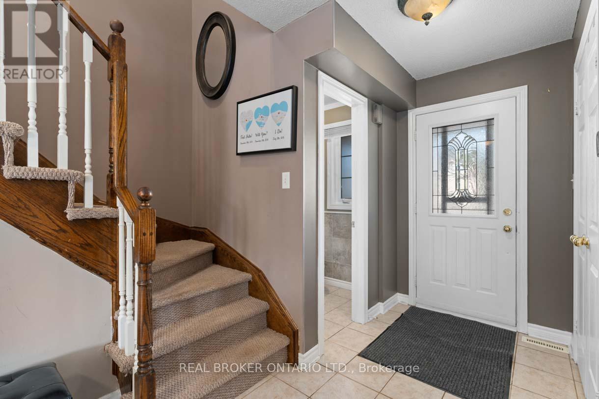 131 Ruffet Drive, Barrie, Ontario  L4N 0N6 - Photo 15 - S12454508
