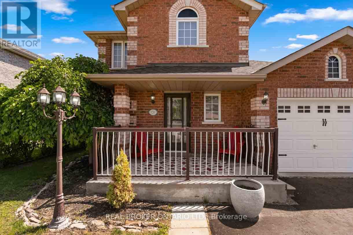131 Ruffet Drive, Barrie, Ontario  L4N 0N6 - Photo 2 - S12454508