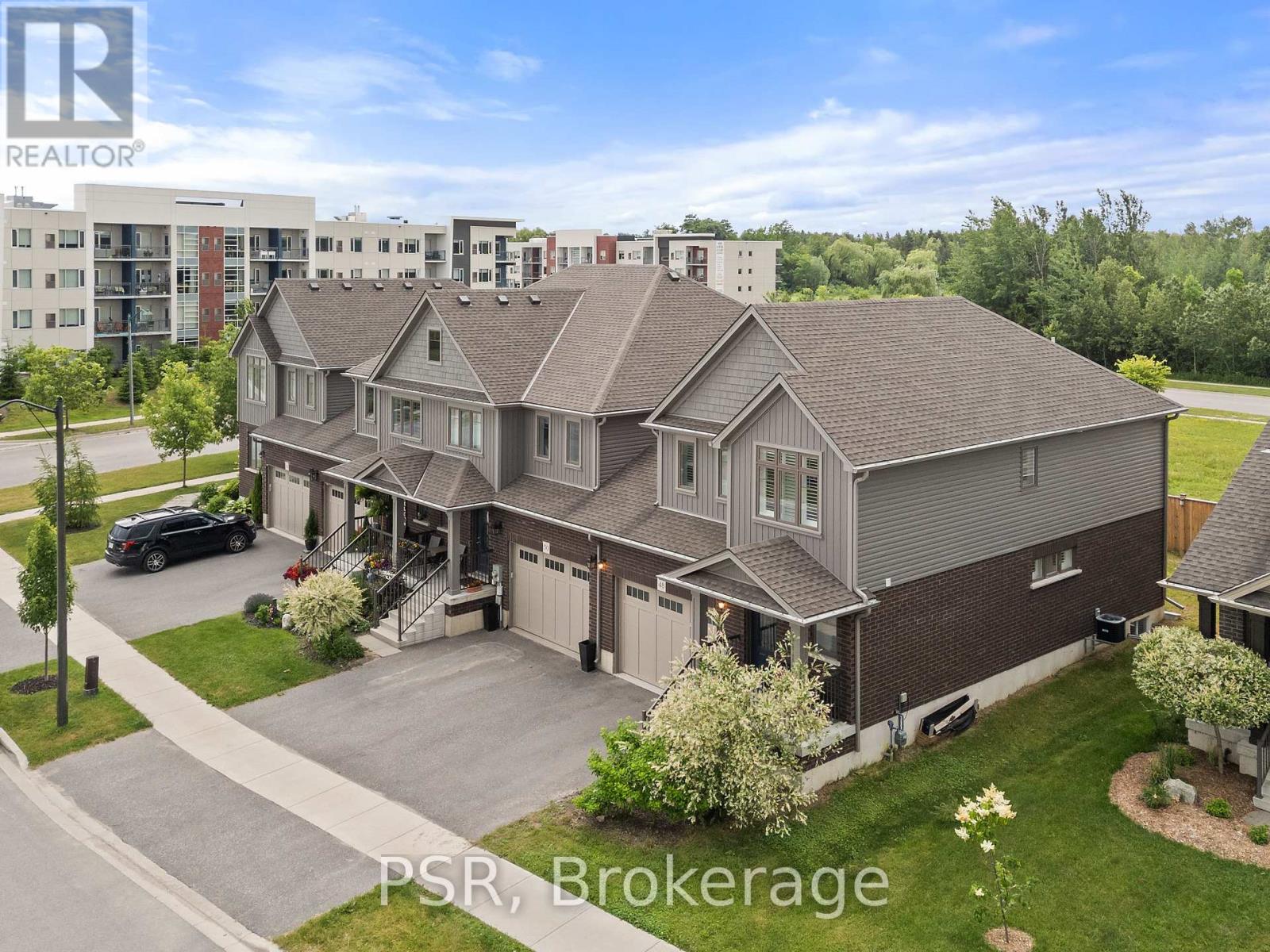 48 George Zubek Drive, Collingwood, Ontario  L9Y 1M5 - Photo 2 - S12454534