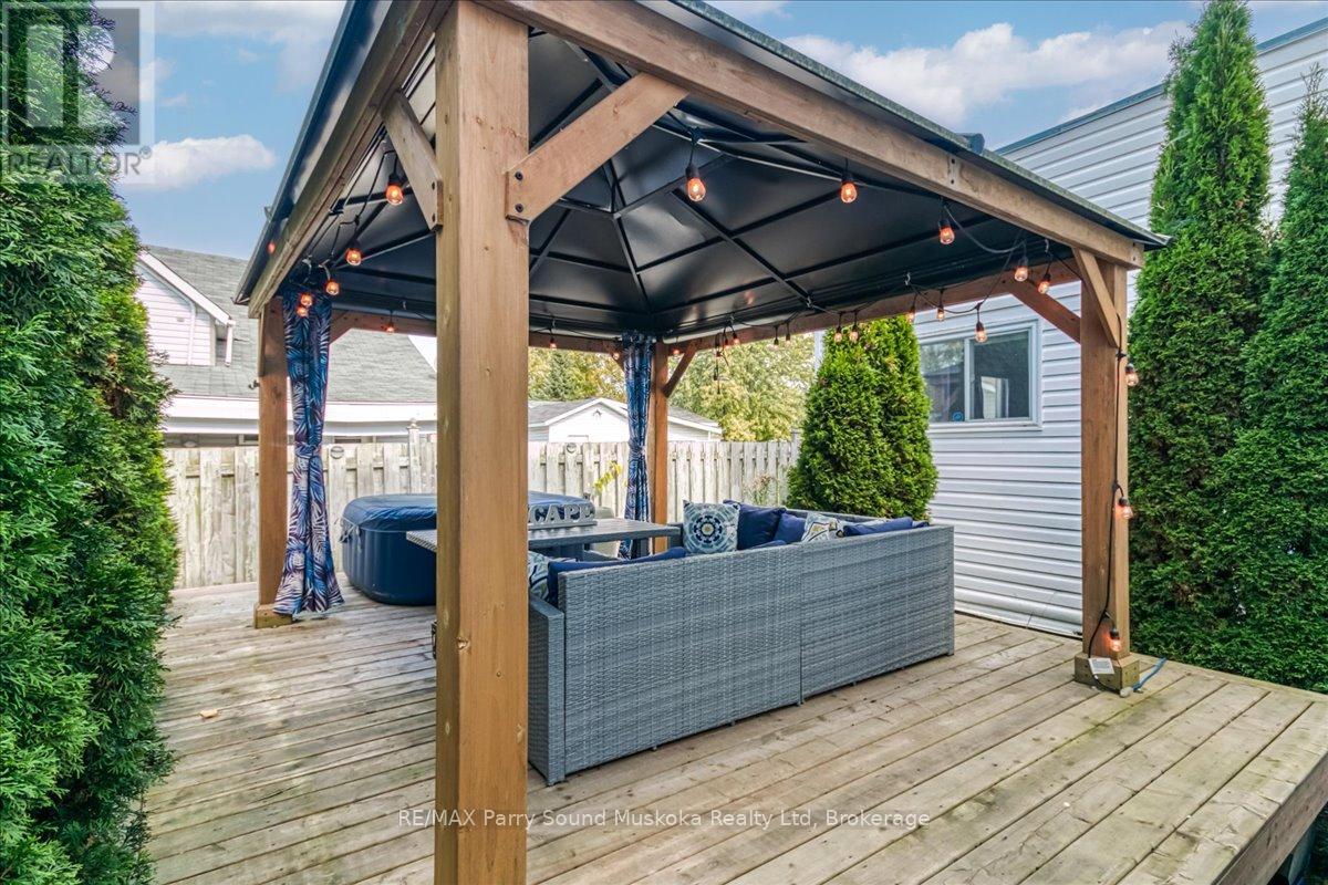 216 Arthur Street, West Nipissing, Ontario  P2B 1E7 - Photo 31 - X12454655