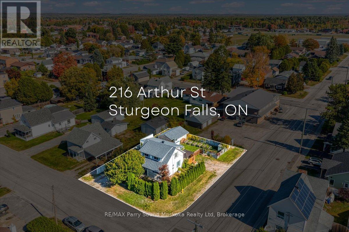 216 Arthur Street, West Nipissing, Ontario  P2B 1E7 - Photo 38 - X12454655