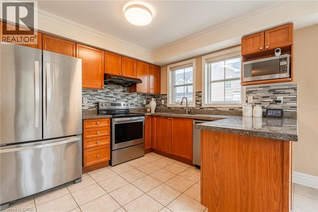 38 Archibald Mews, Scarborough, Ontario  M1P 0A4 - Photo 9 - 40777764
