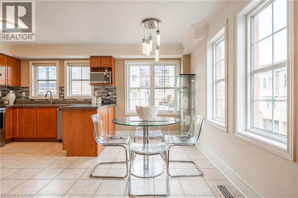 38 Archibald Mews, Scarborough, Ontario  M1P 0A4 - Photo 7 - 40777764