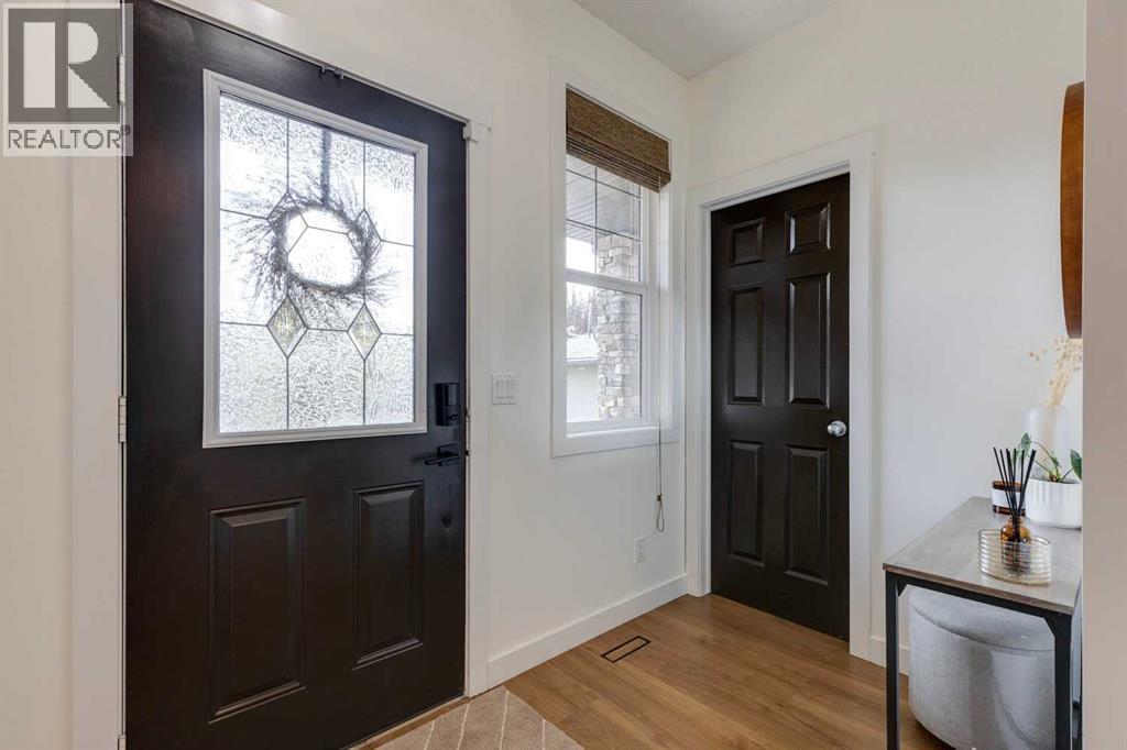 107 Aspen Stone Crescent Sw, Calgary, Alberta  T3H 5Y7 - Photo 5 - A2258231