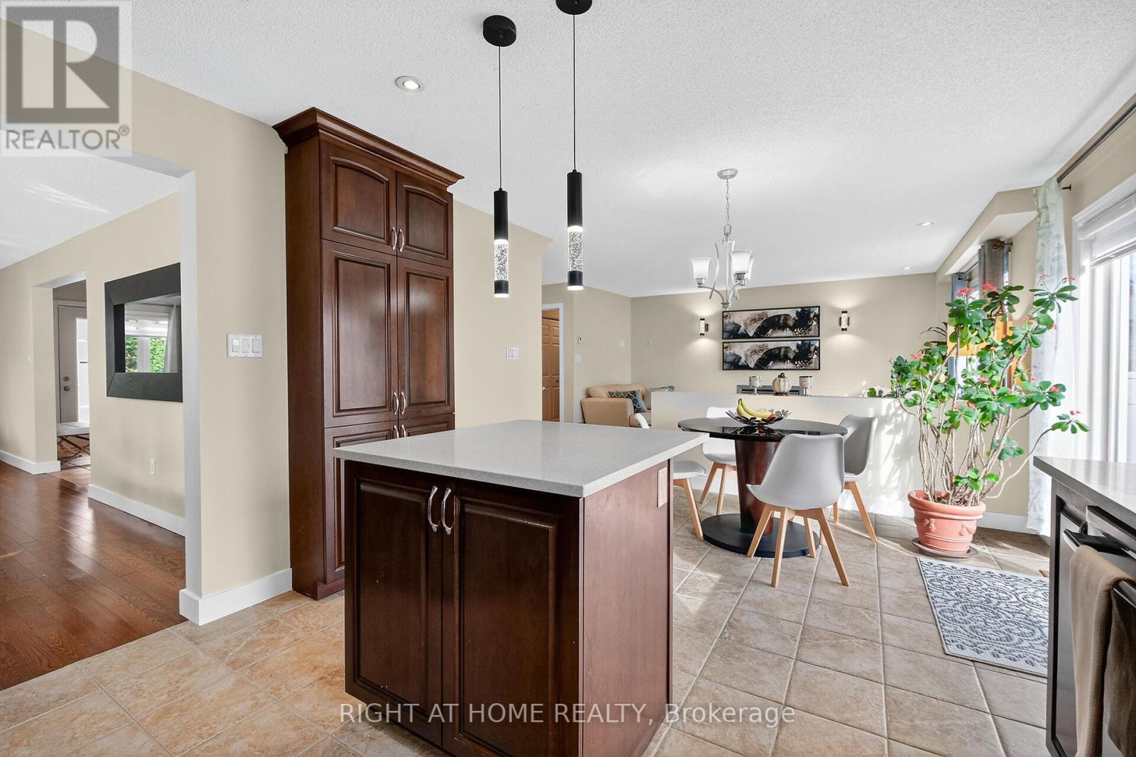 380 Quartz Avenue N, Clarence-Rockland, Ontario  K4K 0C7 - Photo 15 - X12454632