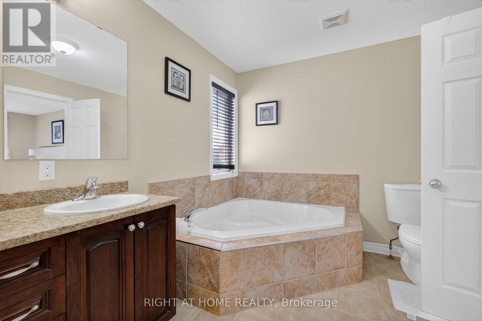 380 Quartz Avenue N, Clarence-Rockland, Ontario  K4K 0C7 - Photo 25 - X12454632