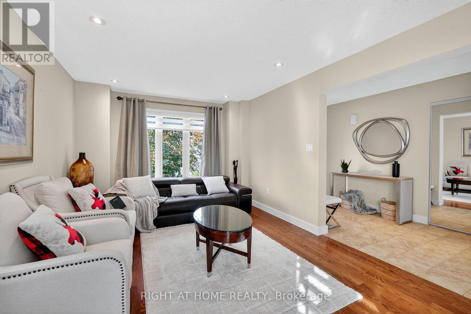380 Quartz Avenue N, Clarence-Rockland, Ontario  K4K 0C7 - Photo 6 - X12454632