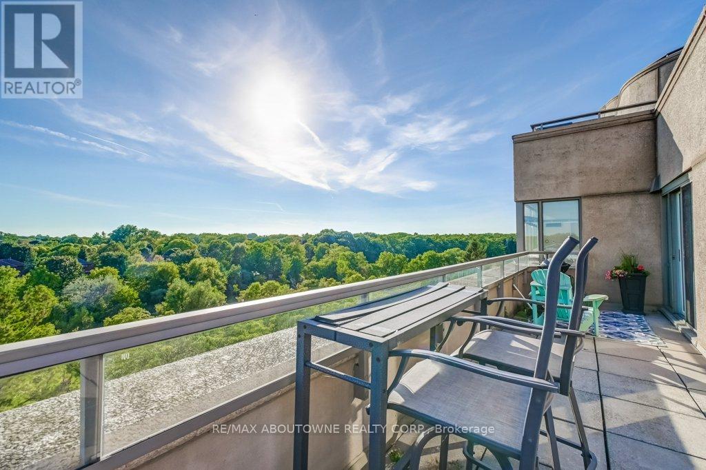 519 - 2511 Lakeshore Road W, Oakville, Ontario  L6L 6L9 - Photo 11 - W12454430