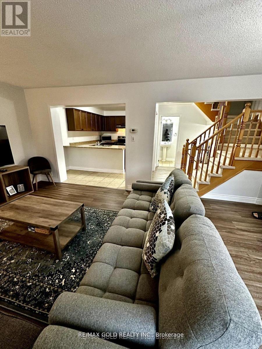 812 Fowles Court, Milton, Ontario  L9T 0Z8 - Photo 7 - W12454436