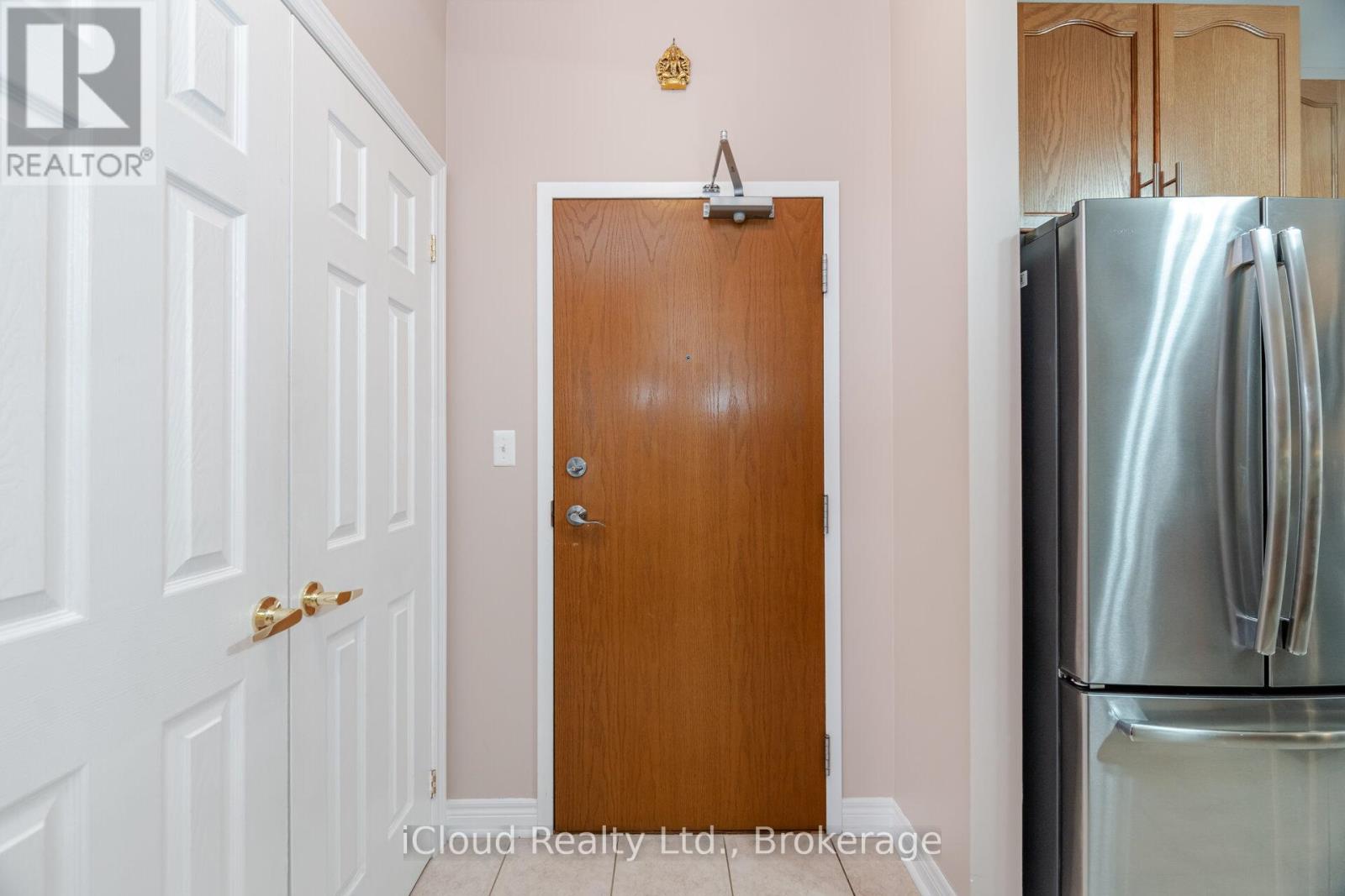 408 - 443 Centennial Forest Drive, Milton, Ontario  L9T 6A1 - Photo 10 - W12454449