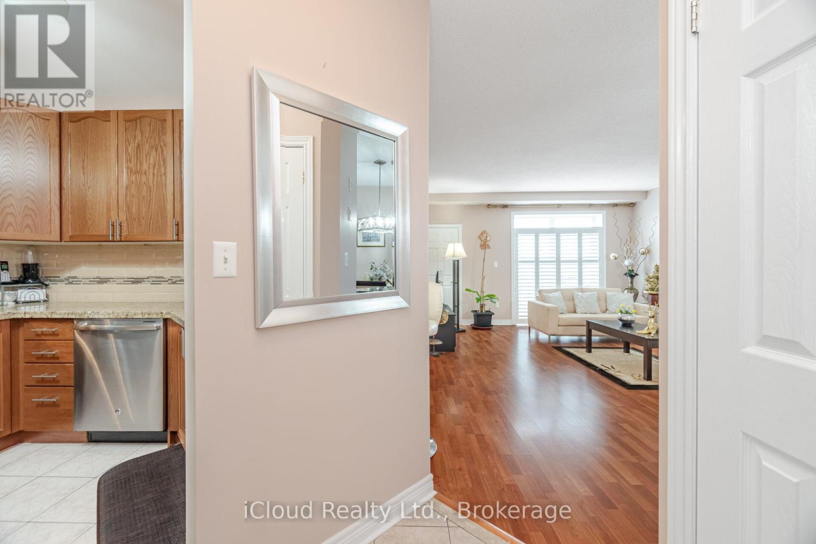 408 - 443 Centennial Forest Drive, Milton, Ontario  L9T 6A1 - Photo 11 - W12454449