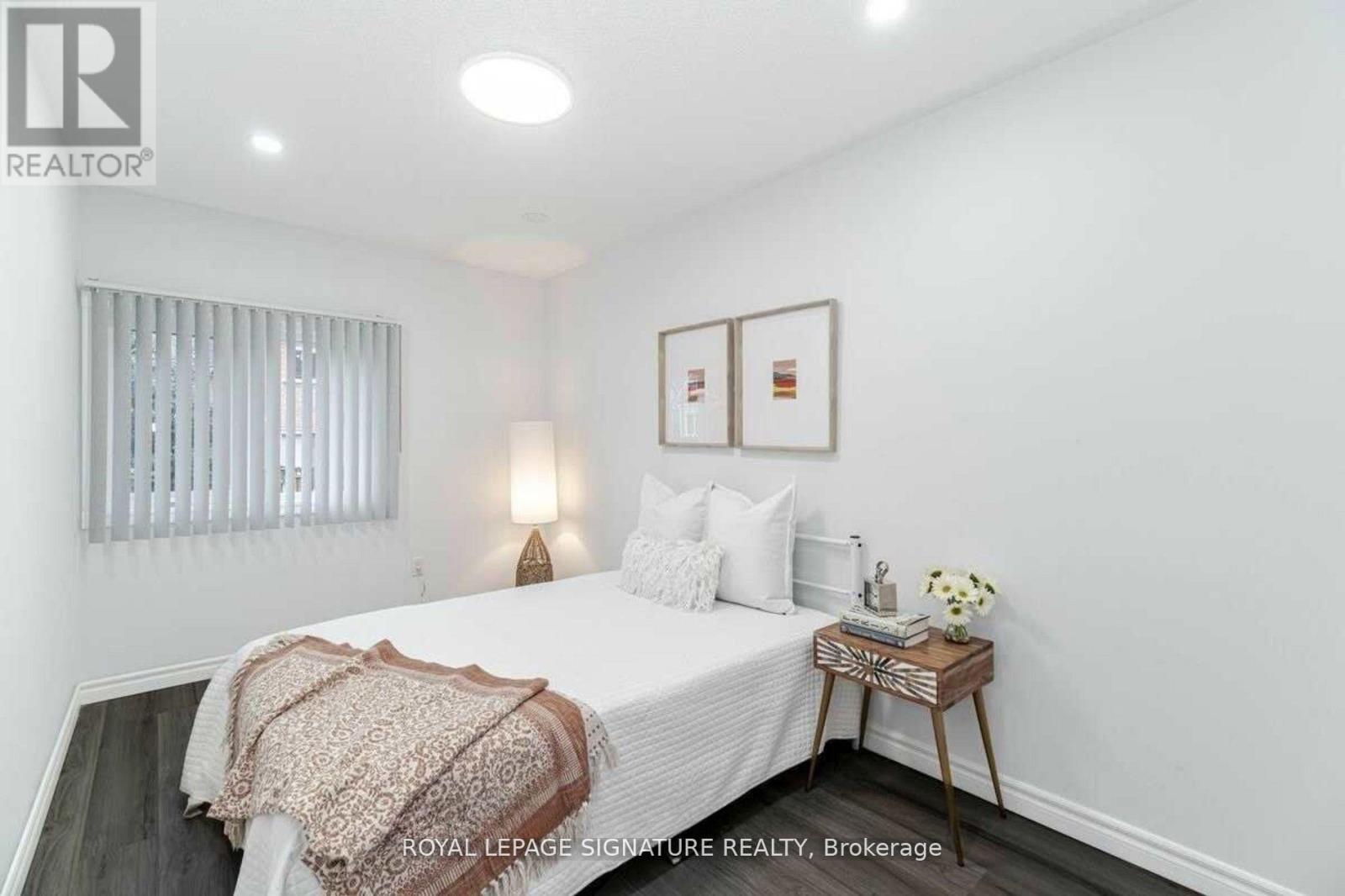 45 - 1591 South Parade Court, Mississauga, Ontario  L5M 6G1 - Photo 12 - W12454465