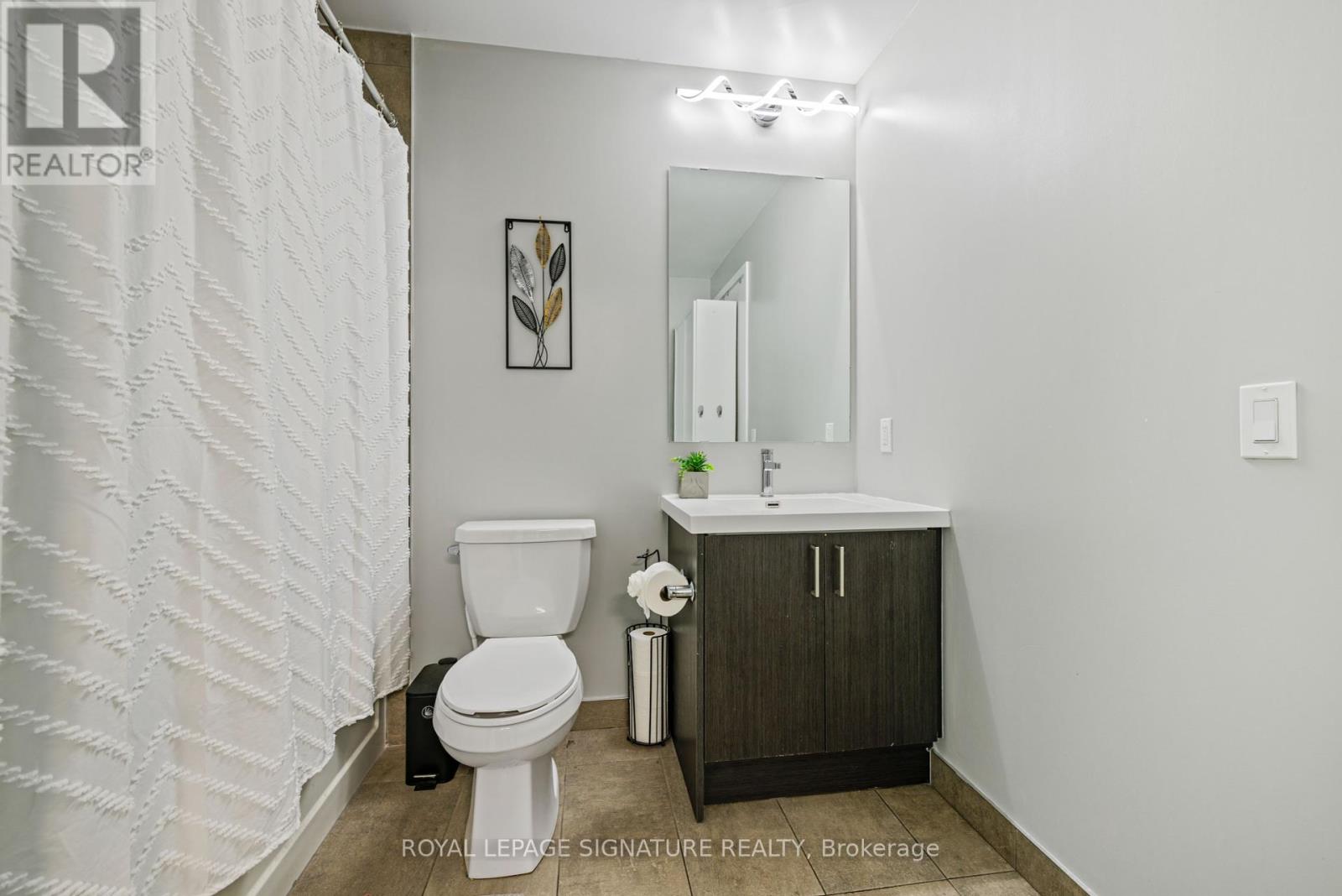 713 - 60 George Butchart Drive, Toronto, Ontario  M3K 0E1 - Photo 17 - W12454483