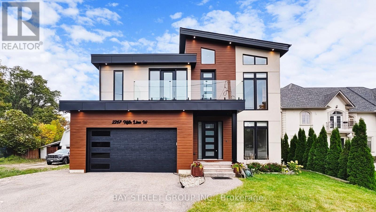 2267 FIFTH LINE W, Mississauga, Ontario