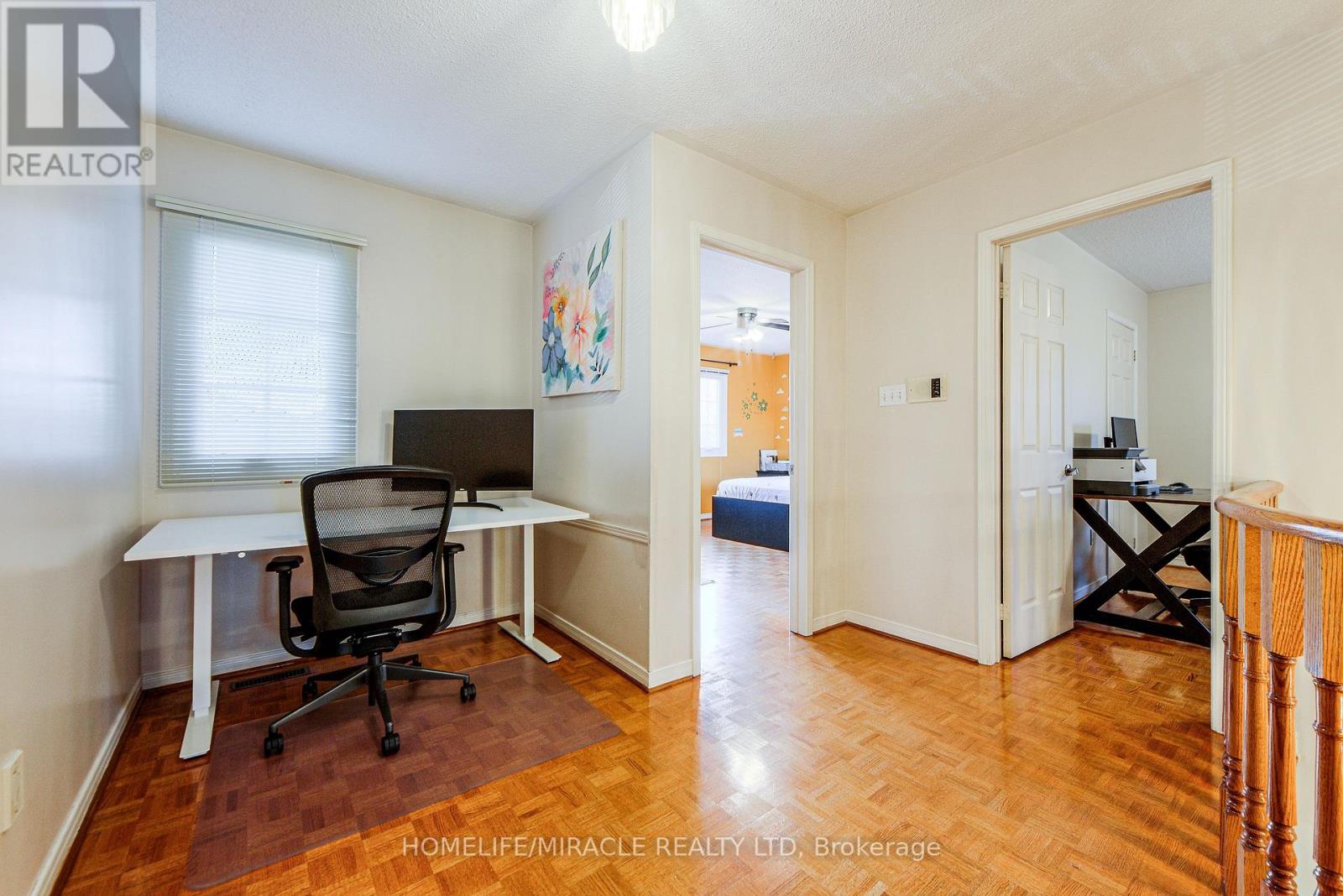 89 Woodlot Crescent, Toronto, Ontario  M9W 6T3 - Photo 14 - W12454529