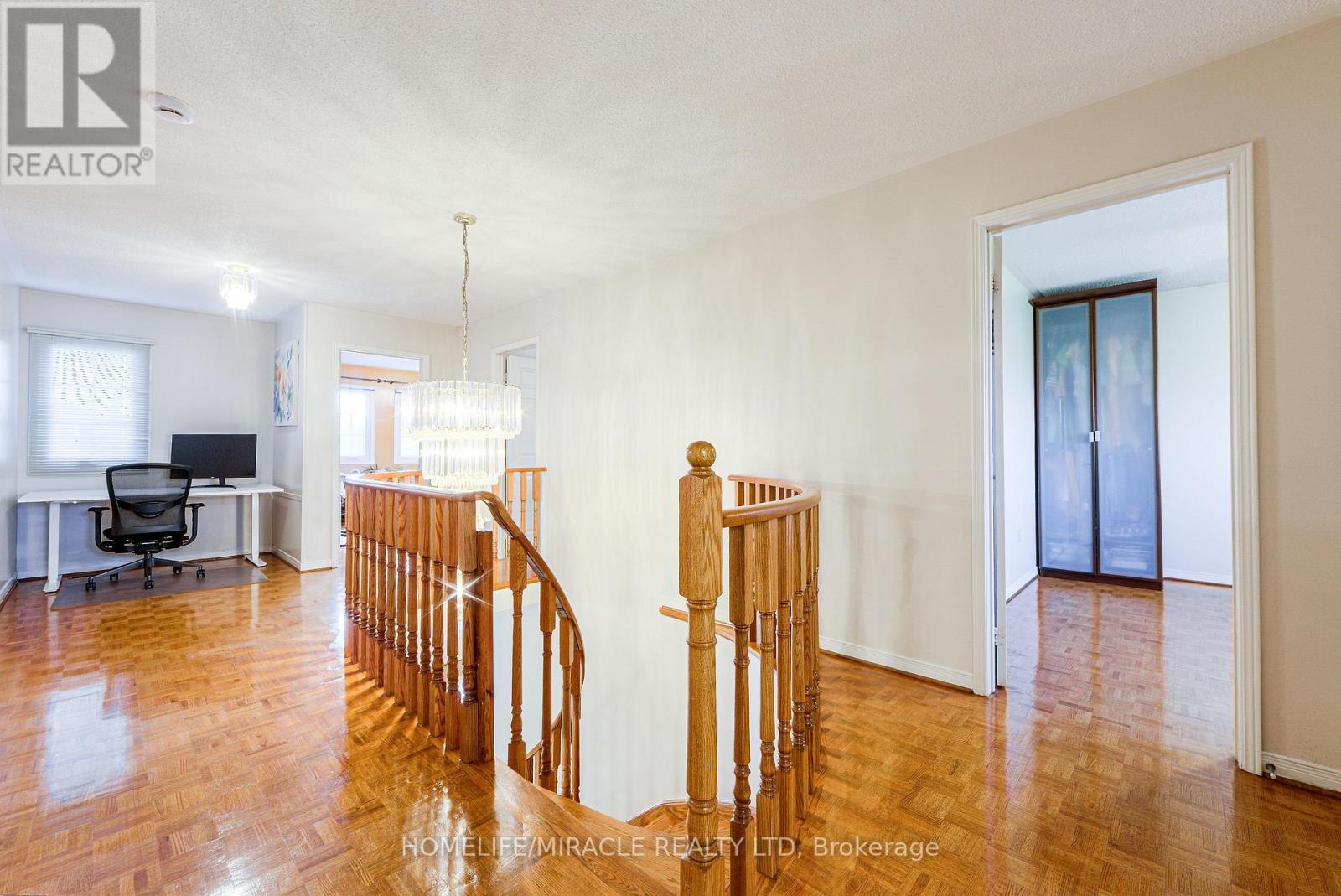 89 Woodlot Crescent, Toronto, Ontario  M9W 6T3 - Photo 26 - W12454529