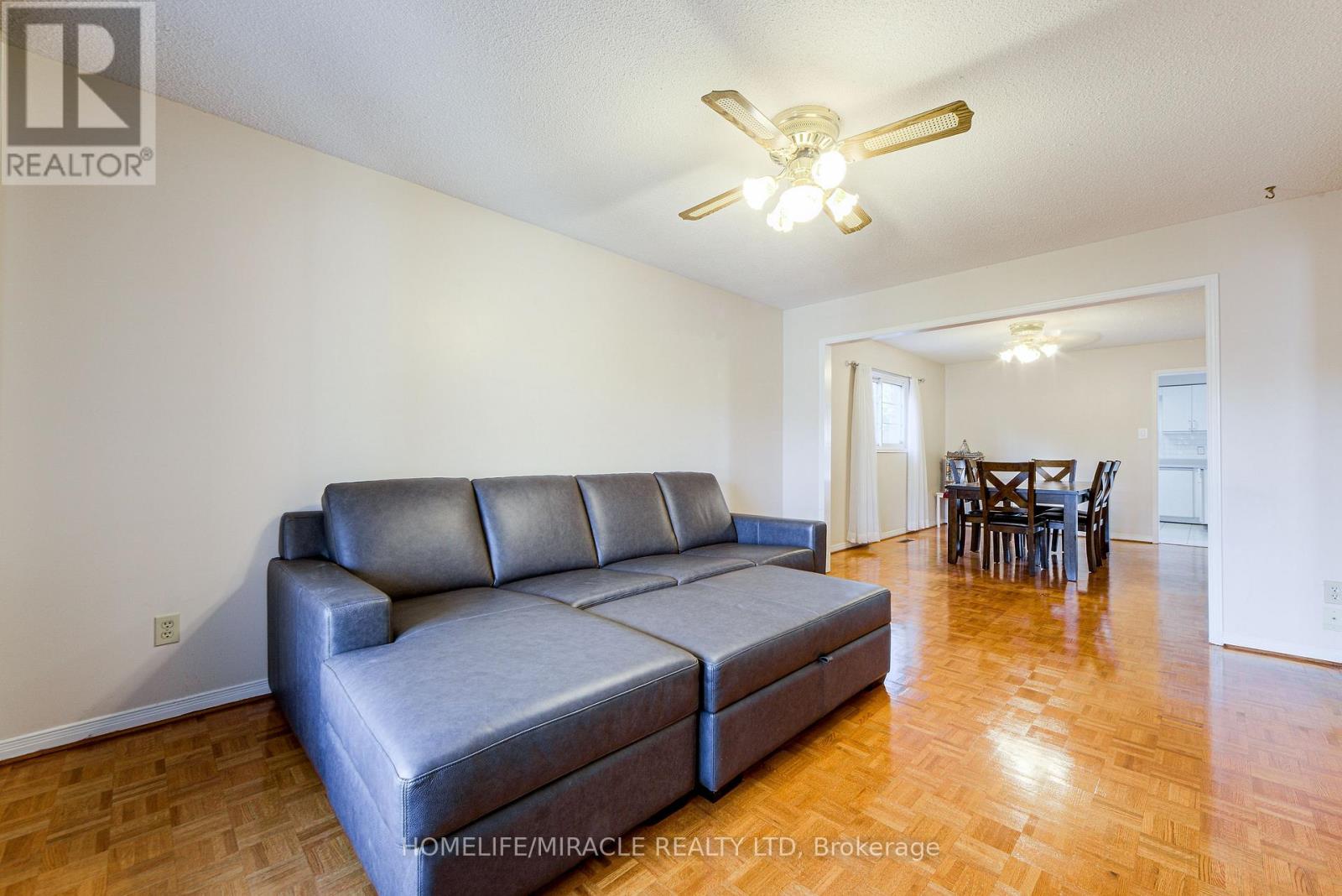 89 Woodlot Crescent, Toronto, Ontario  M9W 6T3 - Photo 41 - W12454529
