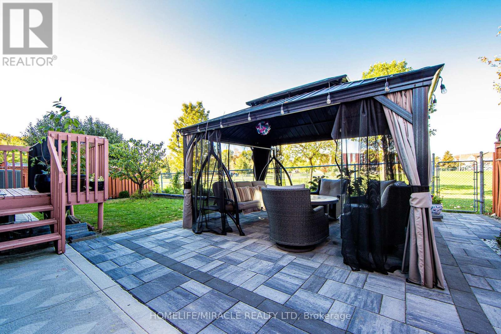89 Woodlot Crescent, Toronto, Ontario  M9W 6T3 - Photo 7 - W12454529