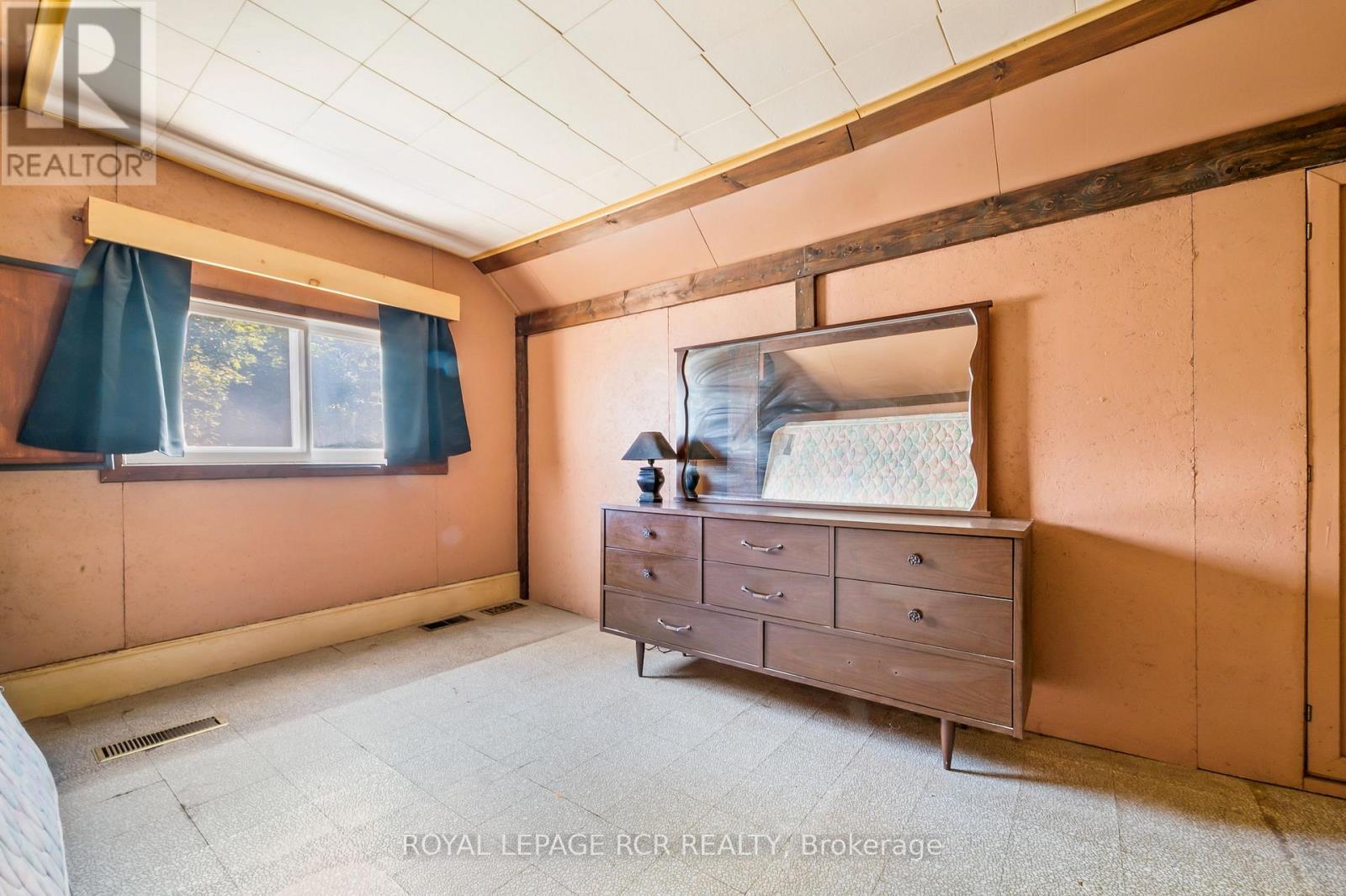 19726 Airport Road, Caledon, Ontario  L7K 0A3 - Photo 19 - W12454536