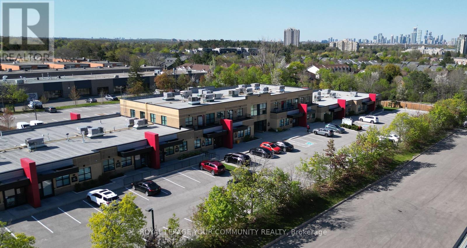 28 - 2155 Dunwin Drive, Mississauga, Ontario  L5L 4M1 - Photo 2 - W12454548