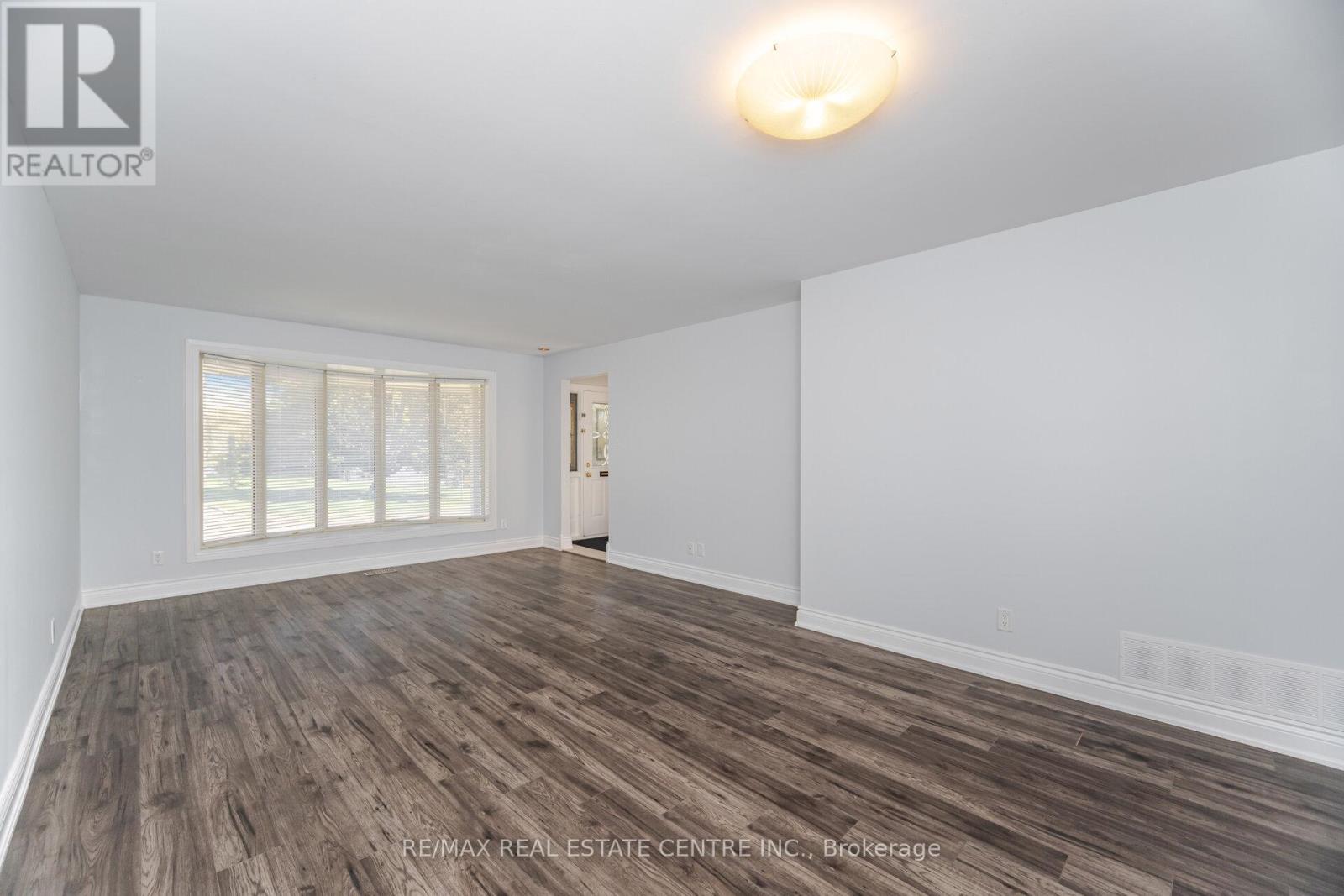 219 Mill Street S, Brampton, Ontario  L6Y 1T9 - Photo 14 - W12454562