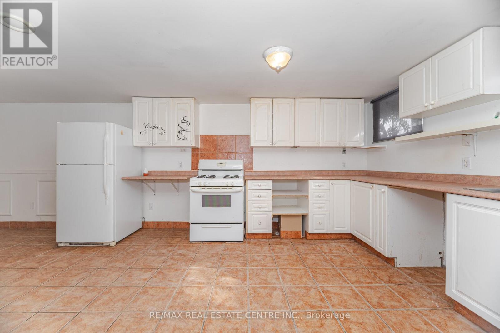 219 Mill Street S, Brampton, Ontario  L6Y 1T9 - Photo 31 - W12454562
