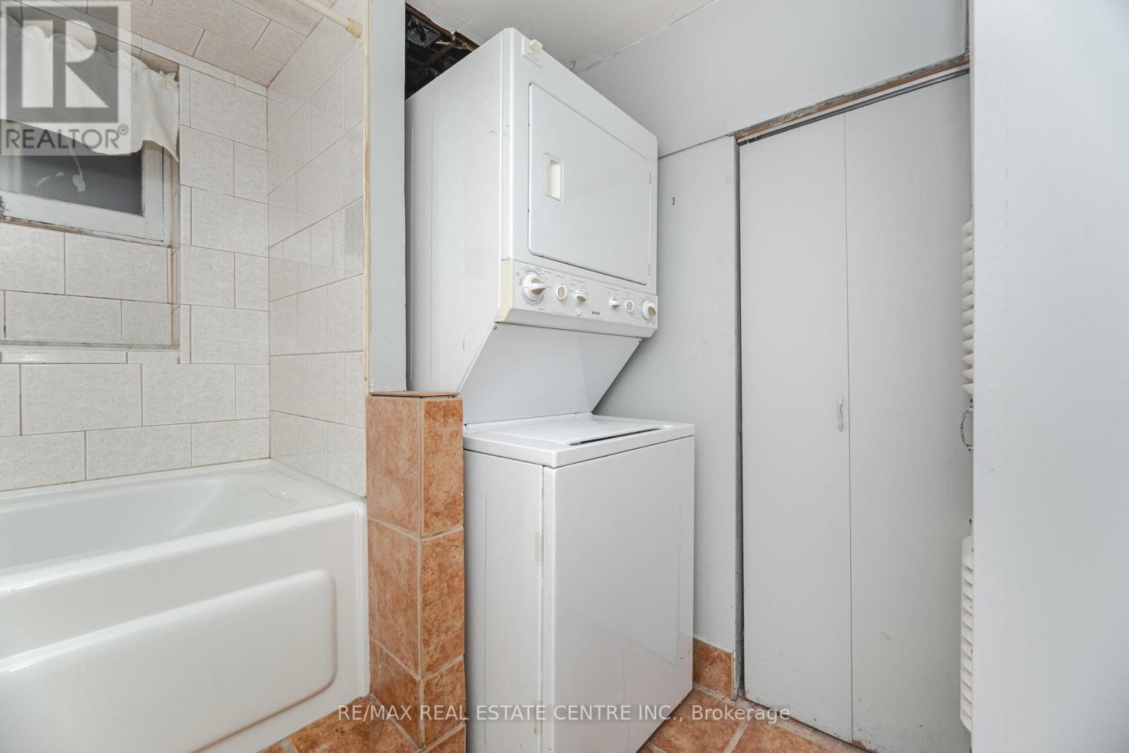 219 Mill Street S, Brampton, Ontario  L6Y 1T9 - Photo 37 - W12454562