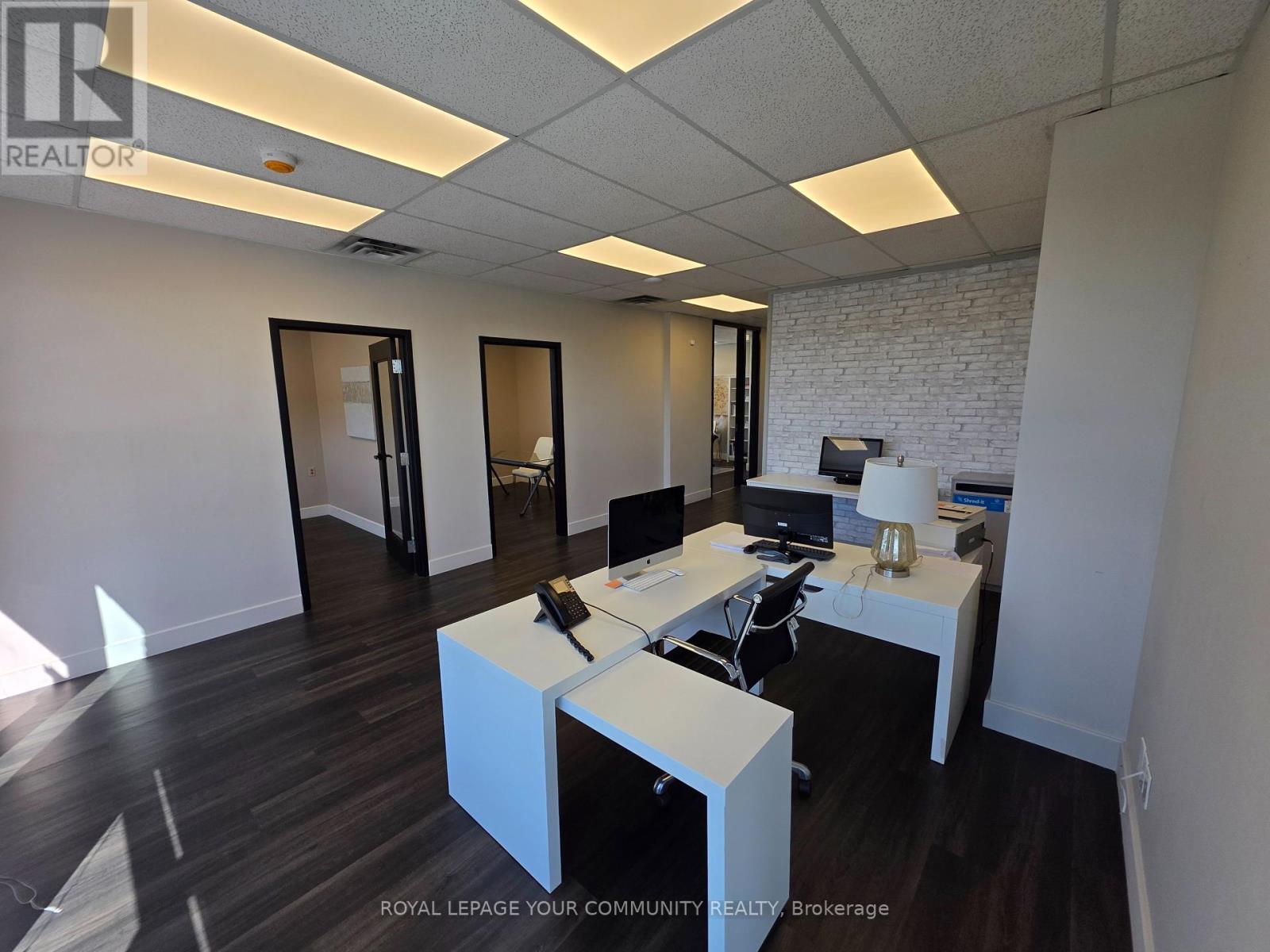 Dr 31-32 - 2155 Dunwin Drive, Mississauga, Ontario  L5L 4M1 - Photo 4 - W12454573