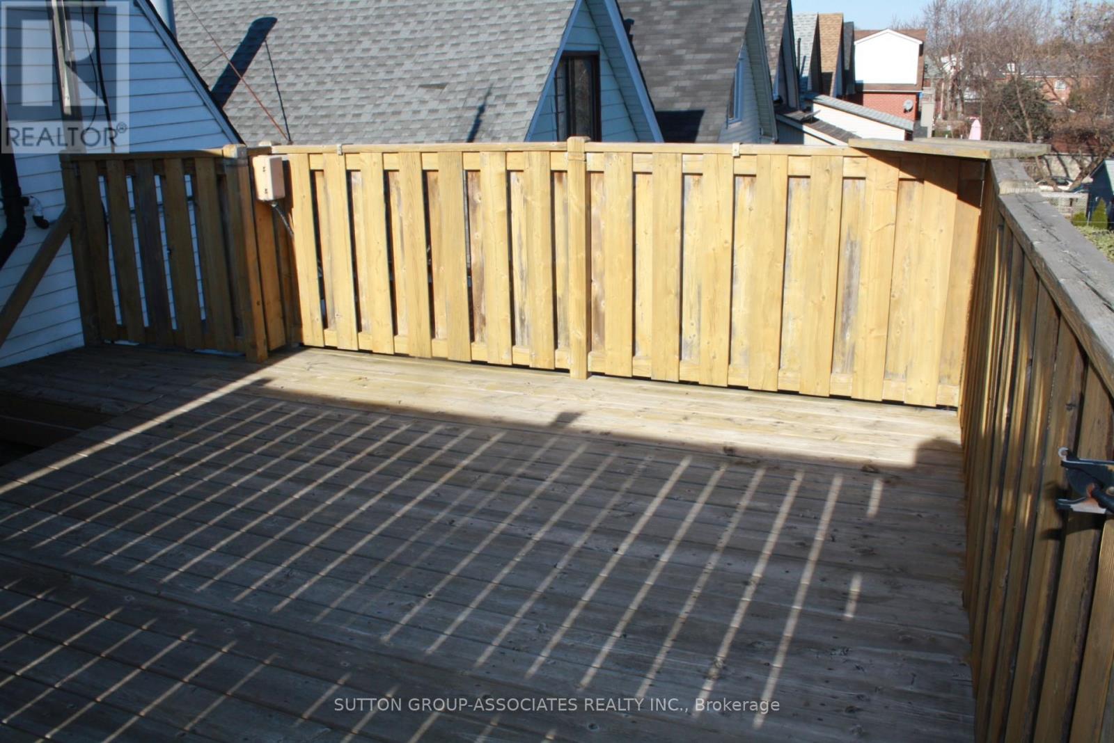 203 Fairview Avenue, Toronto, Ontario  M6P 3A6 - Photo 18 - W12454587