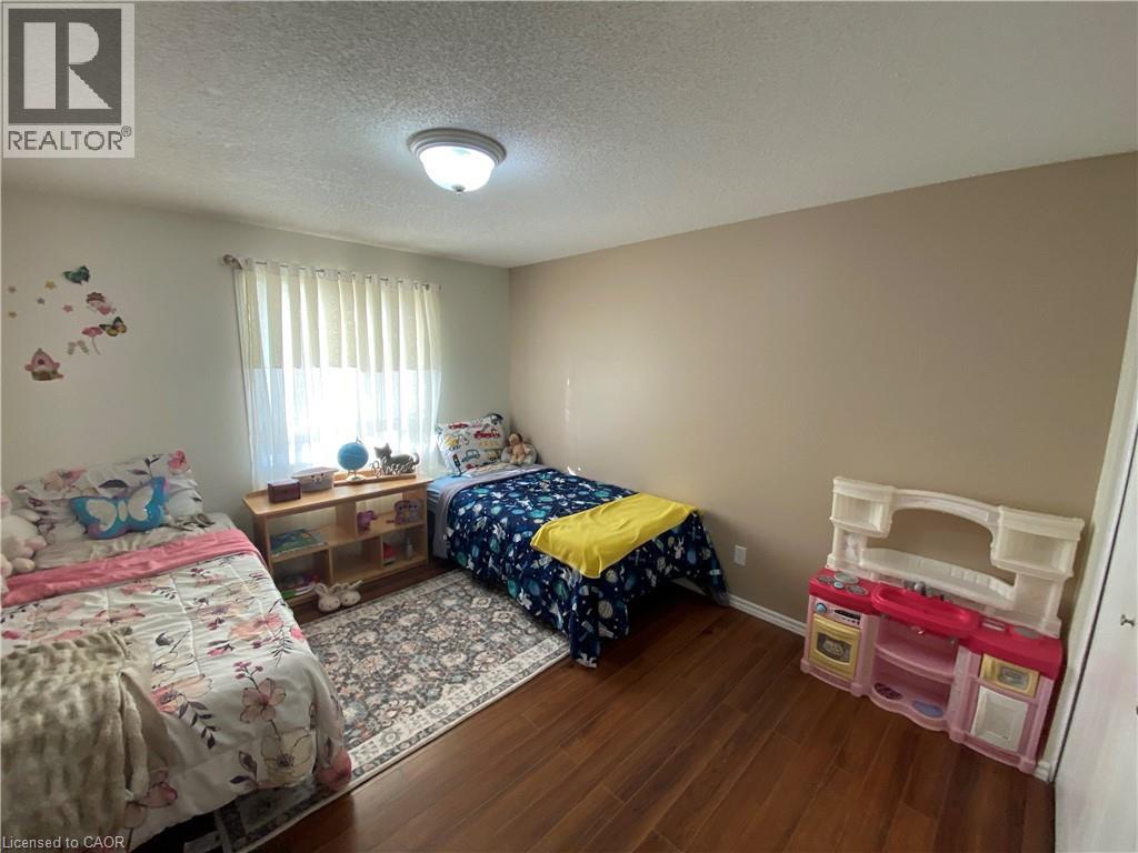 30 Reistview Street, Kitchener, Ontario  N2E 4H3 - Photo 15 - 40777966