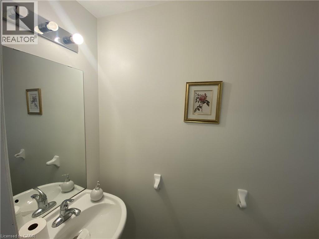 30 Reistview Street, Kitchener, Ontario  N2E 4H3 - Photo 6 - 40777966