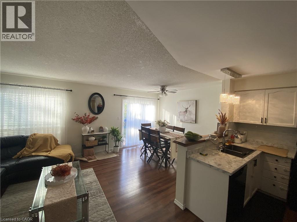 30 Reistview Street, Kitchener, Ontario  N2E 4H3 - Photo 5 - 40777966