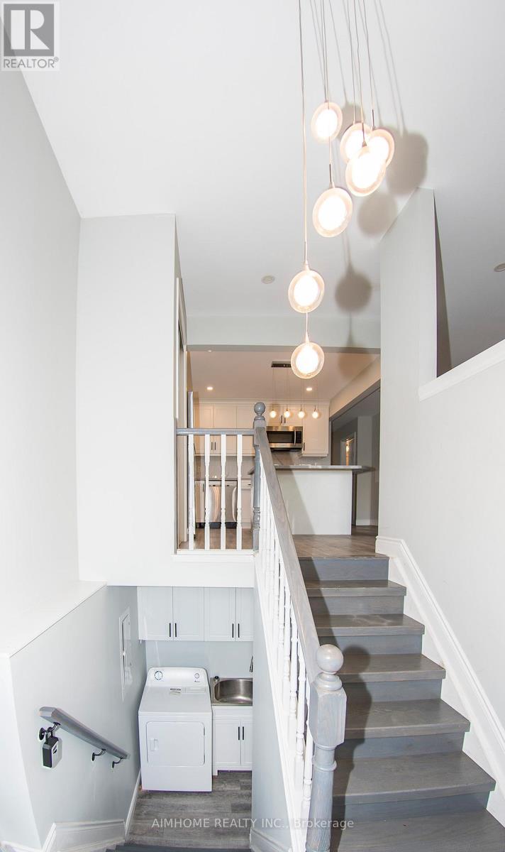 A - 389 Churchill Court, Waterloo, Ontario  N2L 6B4 - Photo 2 - X12454439