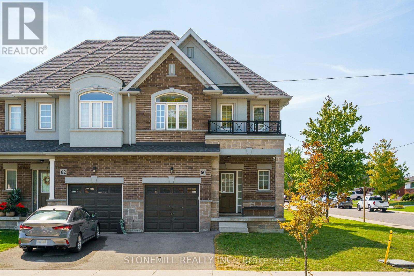 60 Bobolink Road, Hamilton, Ontario  L9A 2P5 - Photo 1 - X12454455