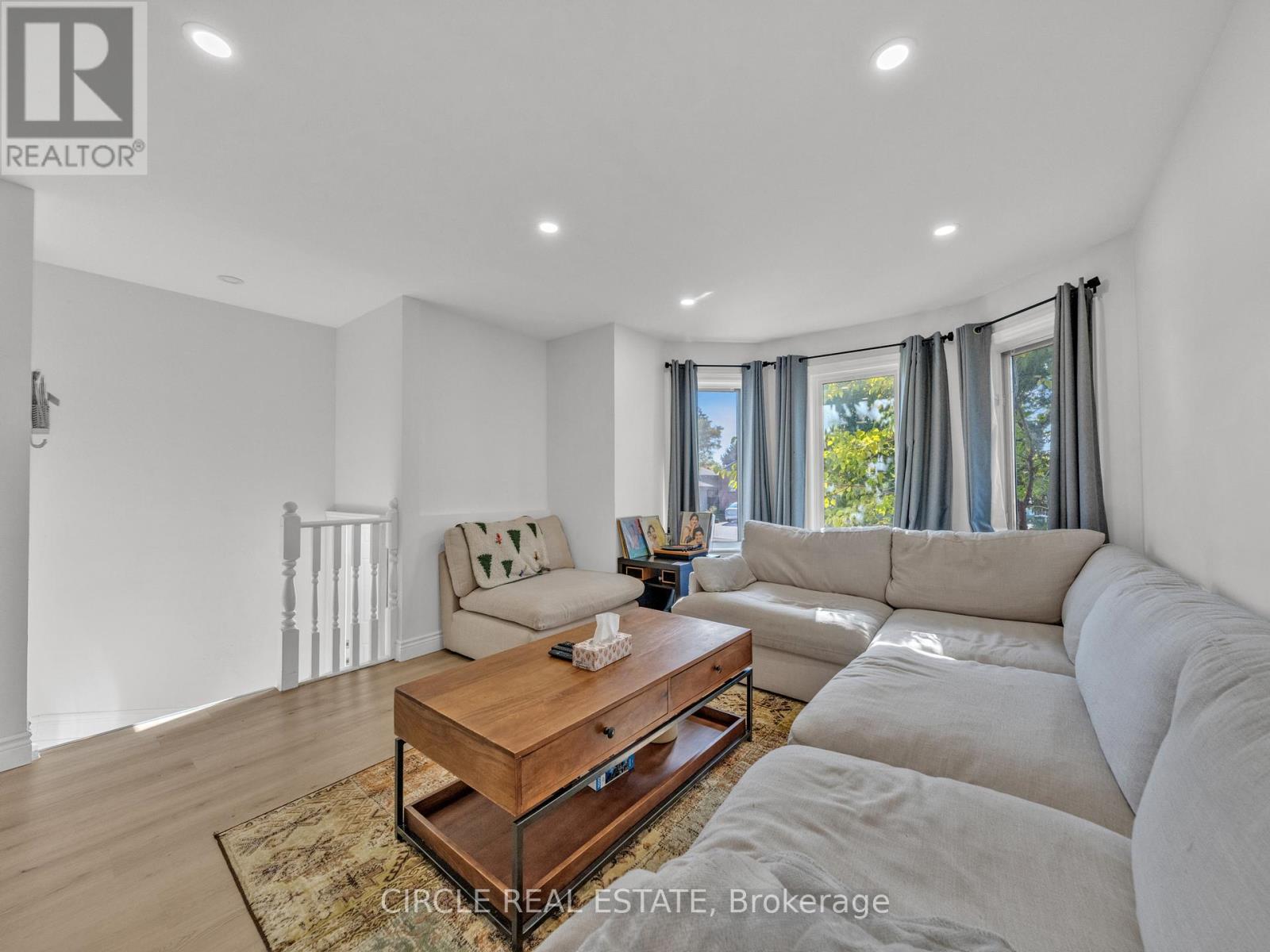 3818 Yellowood Street, Windsor, Ontario  N9E 4T3 - Photo 16 - X12454468