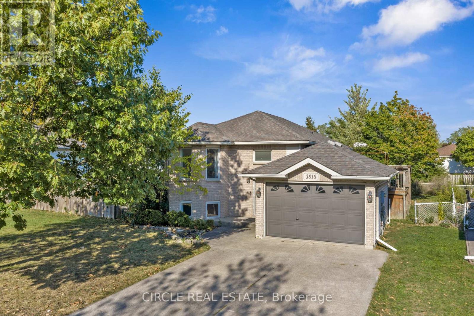 3818 Yellowood Street, Windsor, Ontario  N9E 4T3 - Photo 2 - X12454468