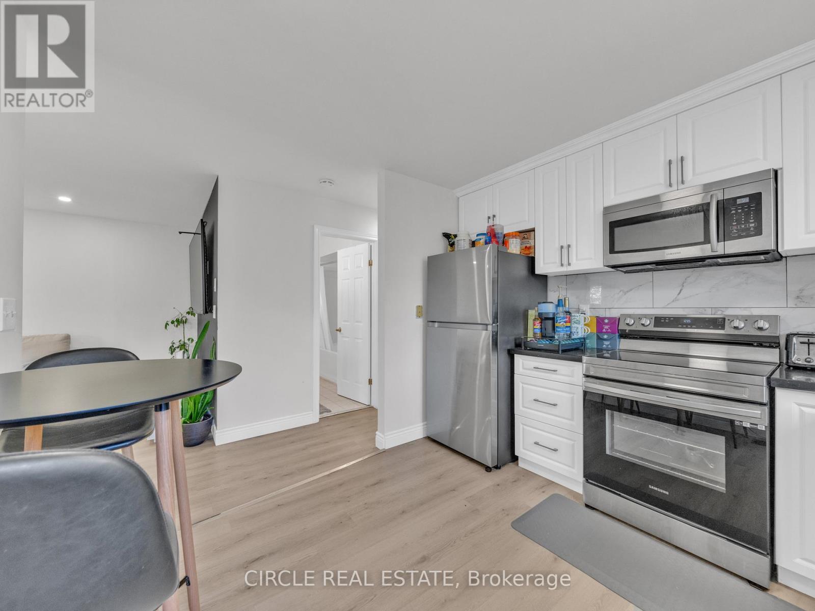 3818 Yellowood Street, Windsor, Ontario  N9E 4T3 - Photo 21 - X12454468
