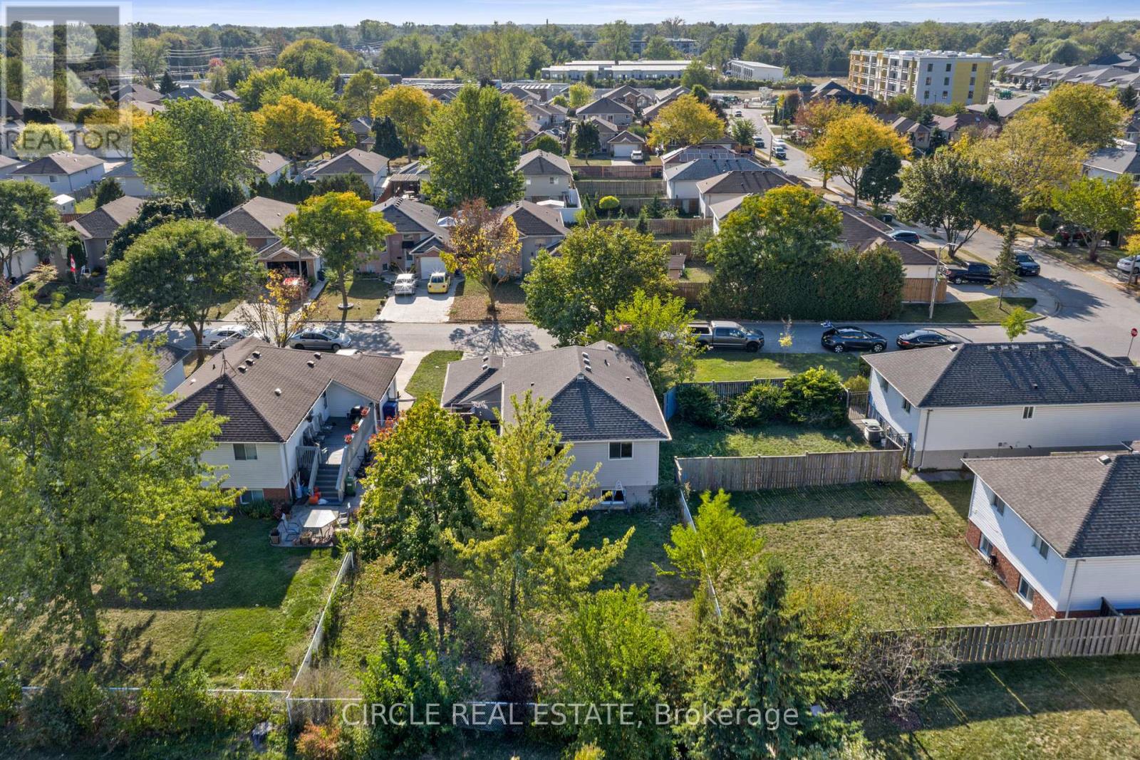 3818 Yellowood Street, Windsor, Ontario  N9E 4T3 - Photo 5 - X12454468