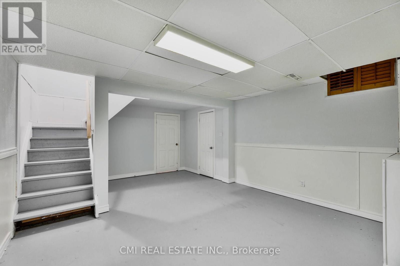 17 Maplestone Avenue, Sarnia, Ontario  N7S 4X1 - Photo 30 - X12454473