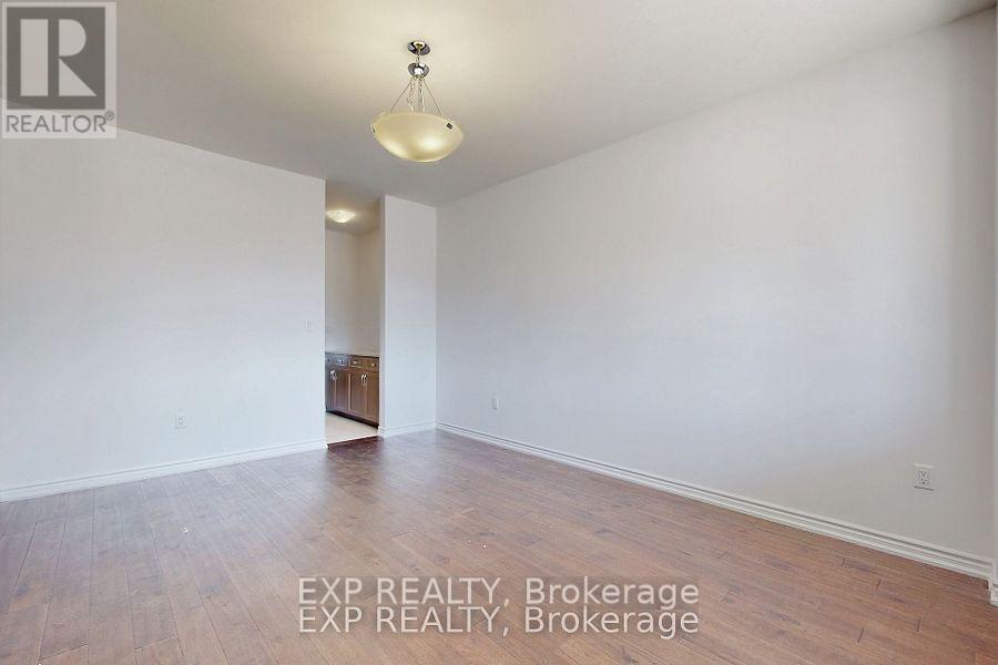 482 Blackburn Drive, Brant, Ontario  N3T 5L5 - Photo 3 - X12454478