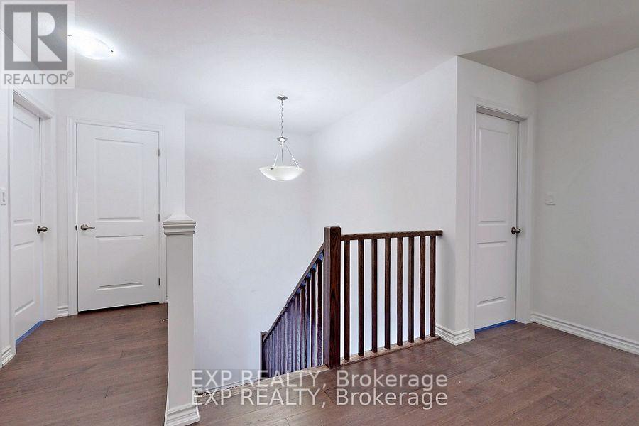 482 Blackburn Drive, Brant, Ontario  N3T 5L5 - Photo 9 - X12454478